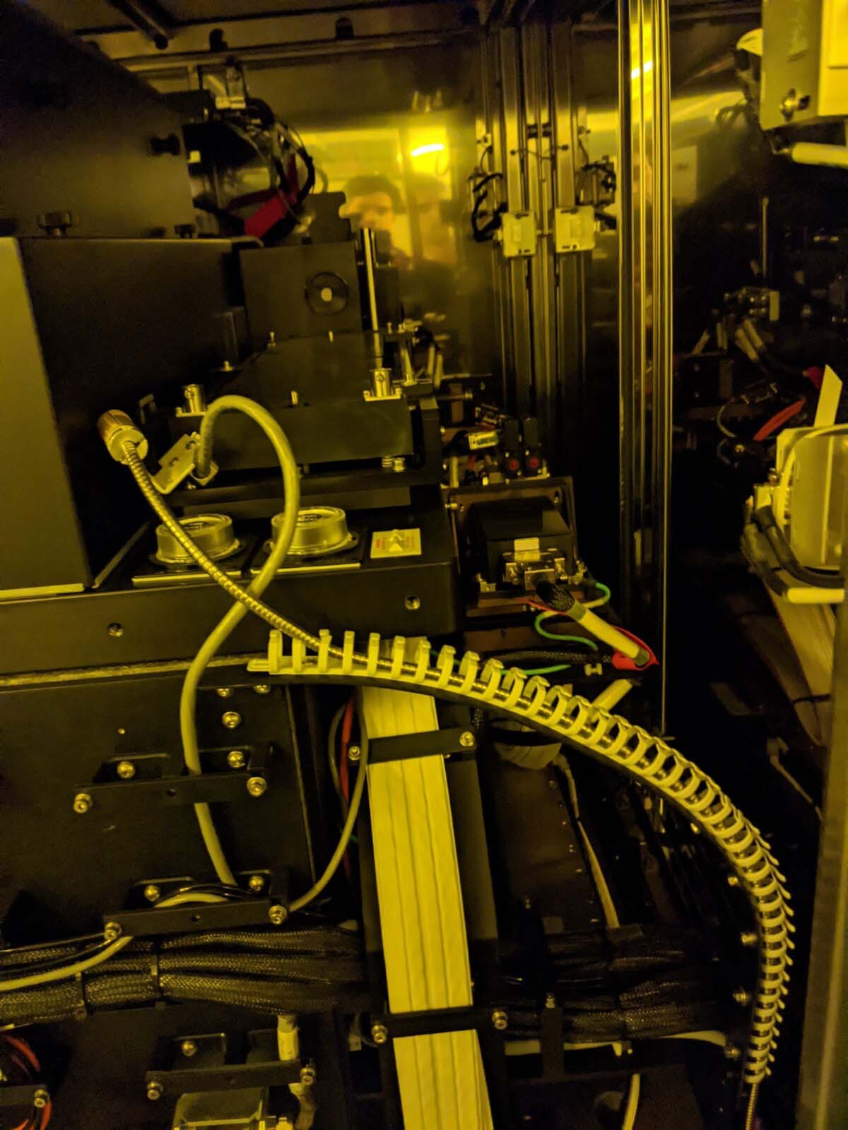 フォト（写真） 使用される AMAT / APPLIED MATERIALS Complus 2 販売のために