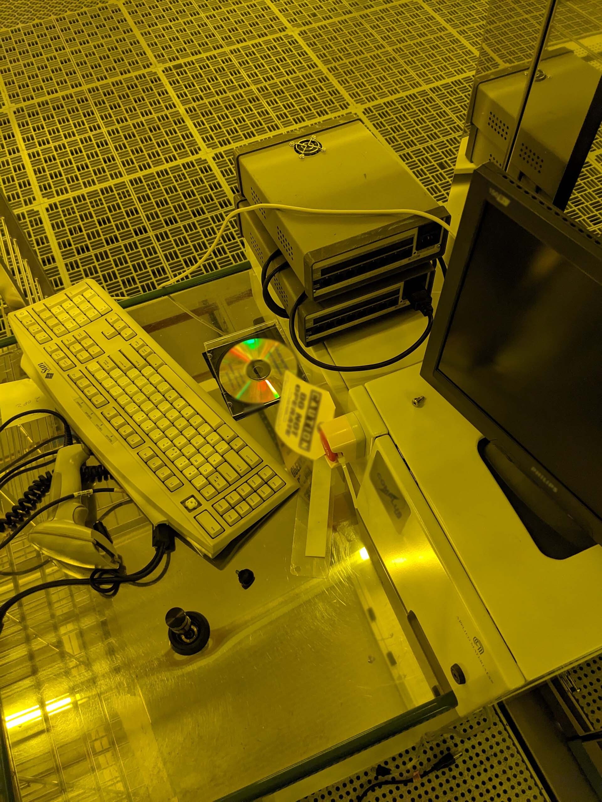 フォト（写真） 使用される AMAT / APPLIED MATERIALS Complus 2 販売のために
