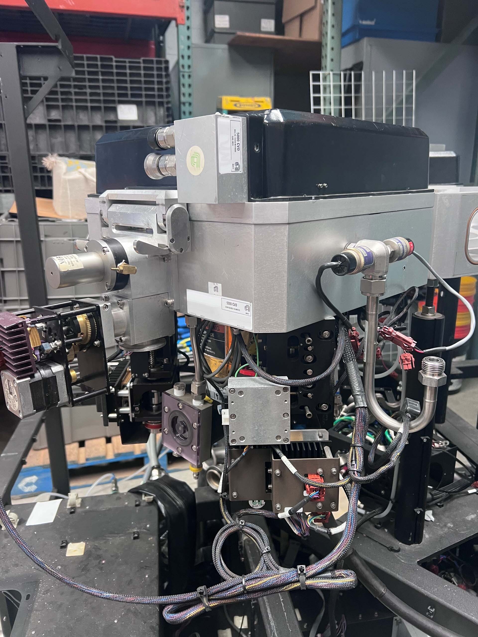 フォト（写真） 使用される AMAT / APPLIED MATERIALS CVD Chamber 販売のために