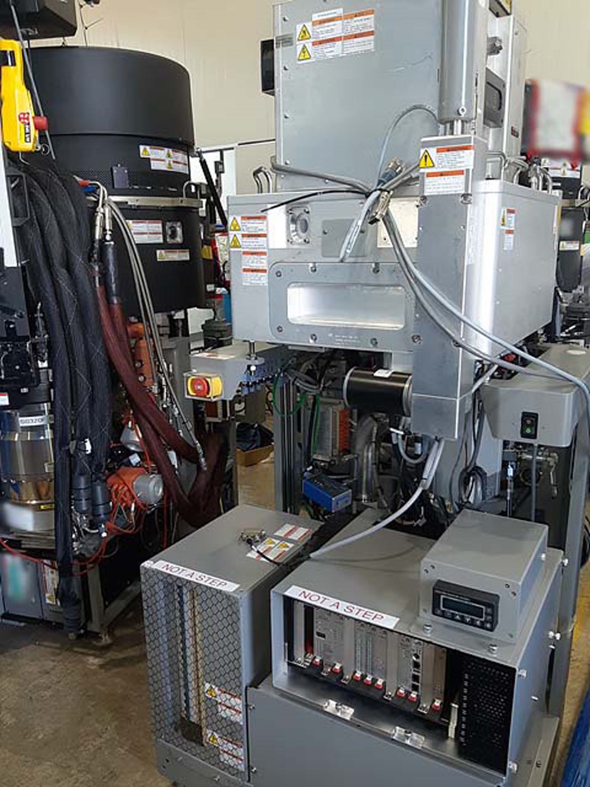 Photo Used AMAT / APPLIED MATERIALS DPS II For Sale