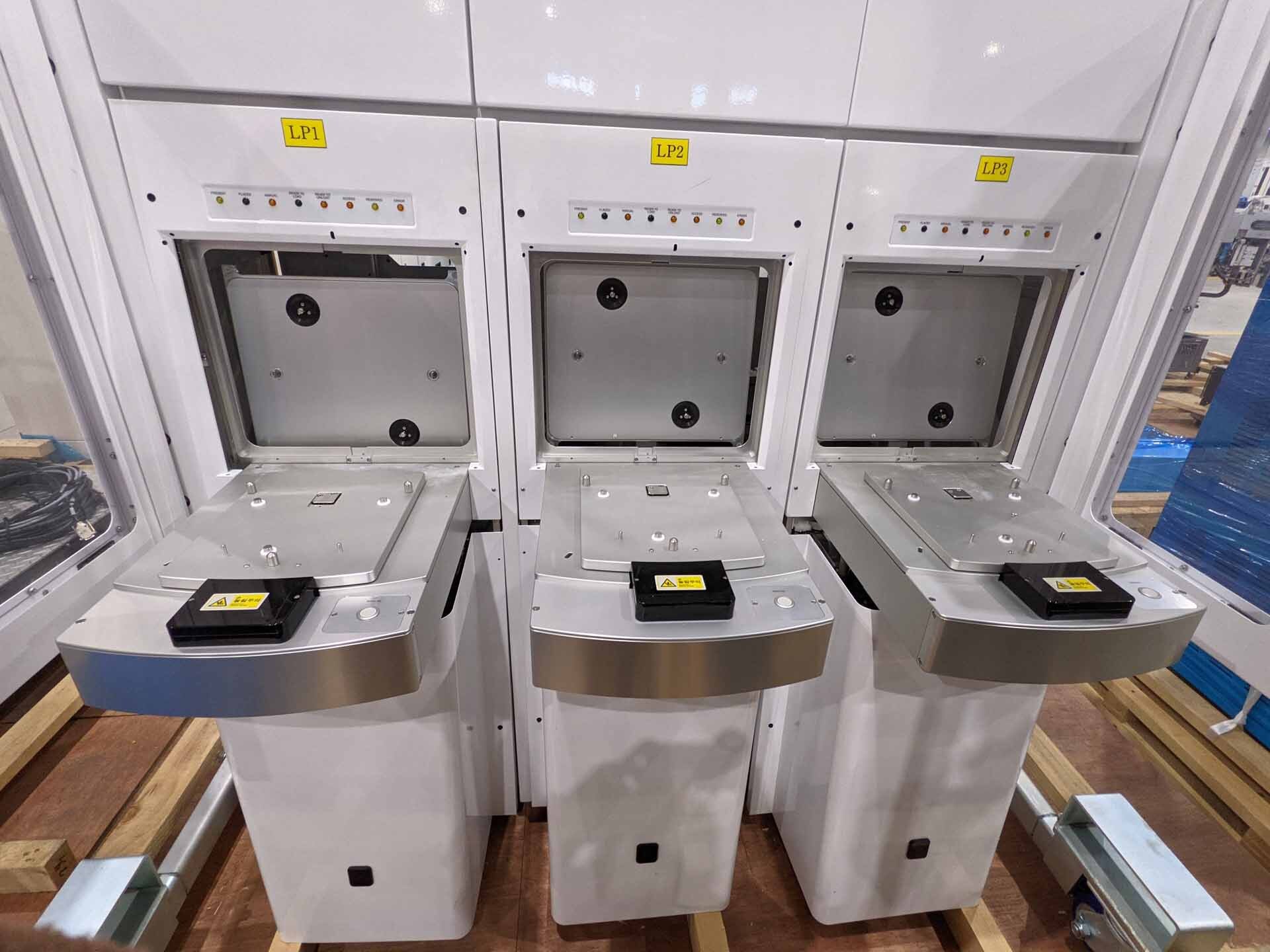 Photo Used AMAT / APPLIED MATERIALS eMax CT+ For Sale