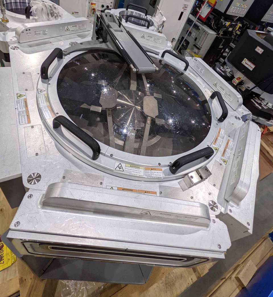 Photo Used AMAT / APPLIED MATERIALS eMax CT+ For Sale