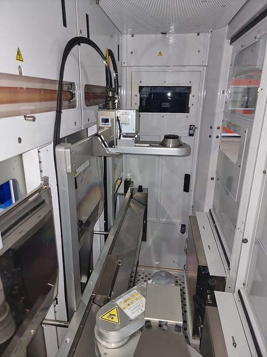 Photo Used AMAT / APPLIED MATERIALS eMax CT+ For Sale