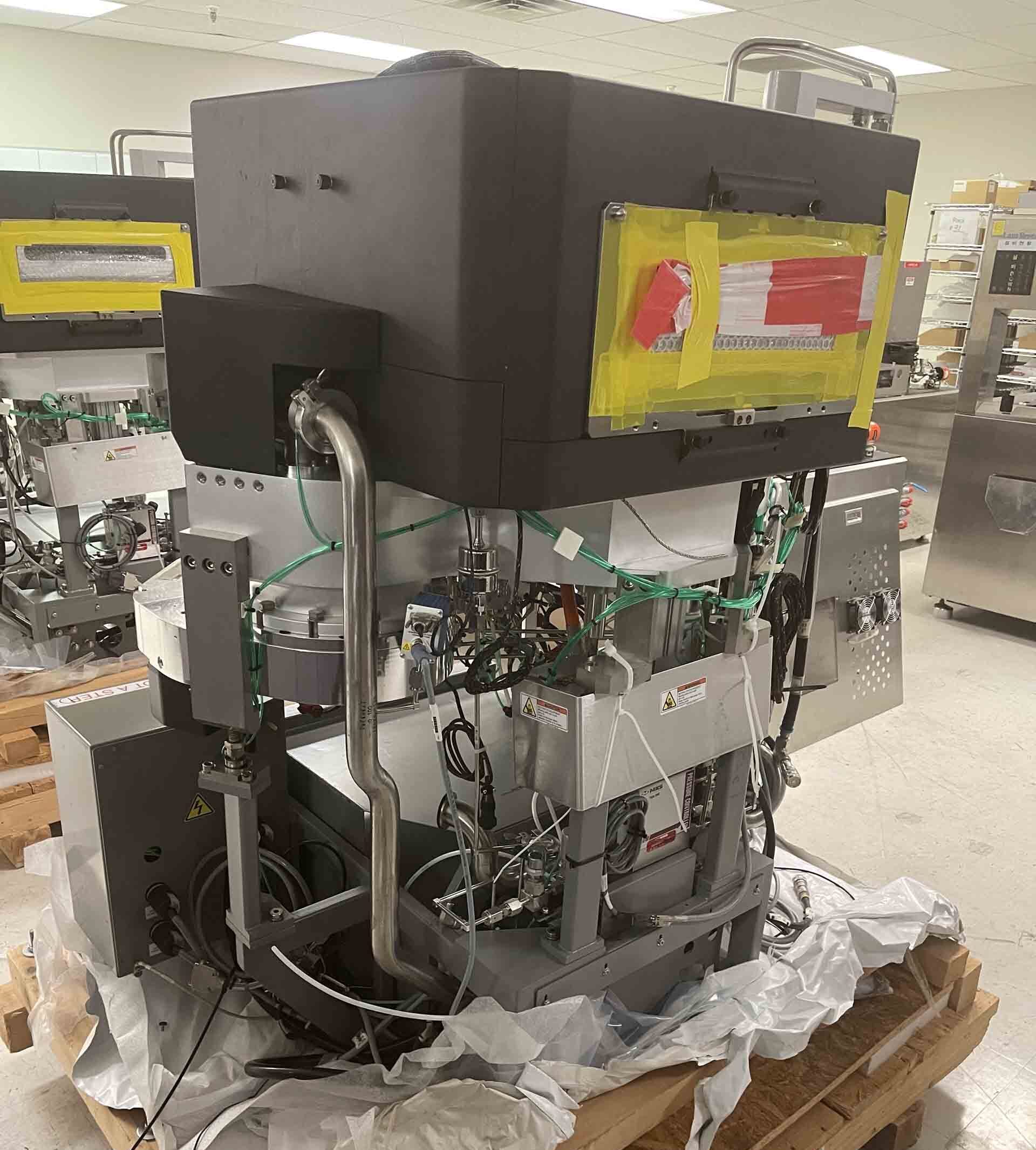 Photo Used AMAT / APPLIED MATERIALS Chamber for eMax For Sale