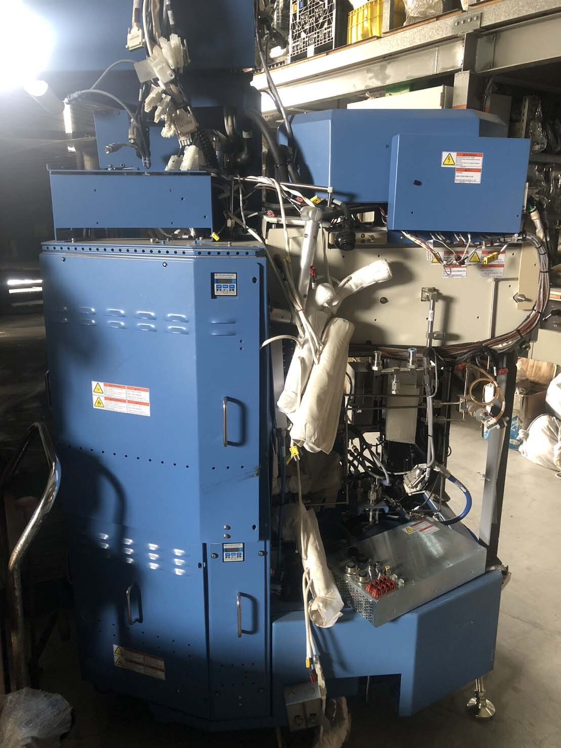 Photo Used AMAT / APPLIED MATERIALS ALD Chamber for Endura II For Sale