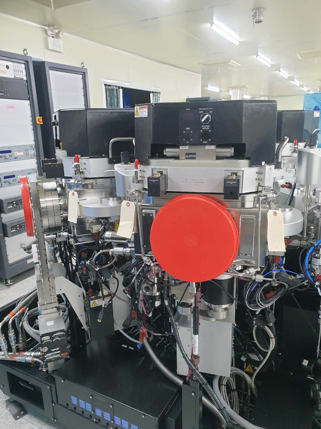 Photo Used AMAT / APPLIED MATERIALS Endura 5500 For Sale