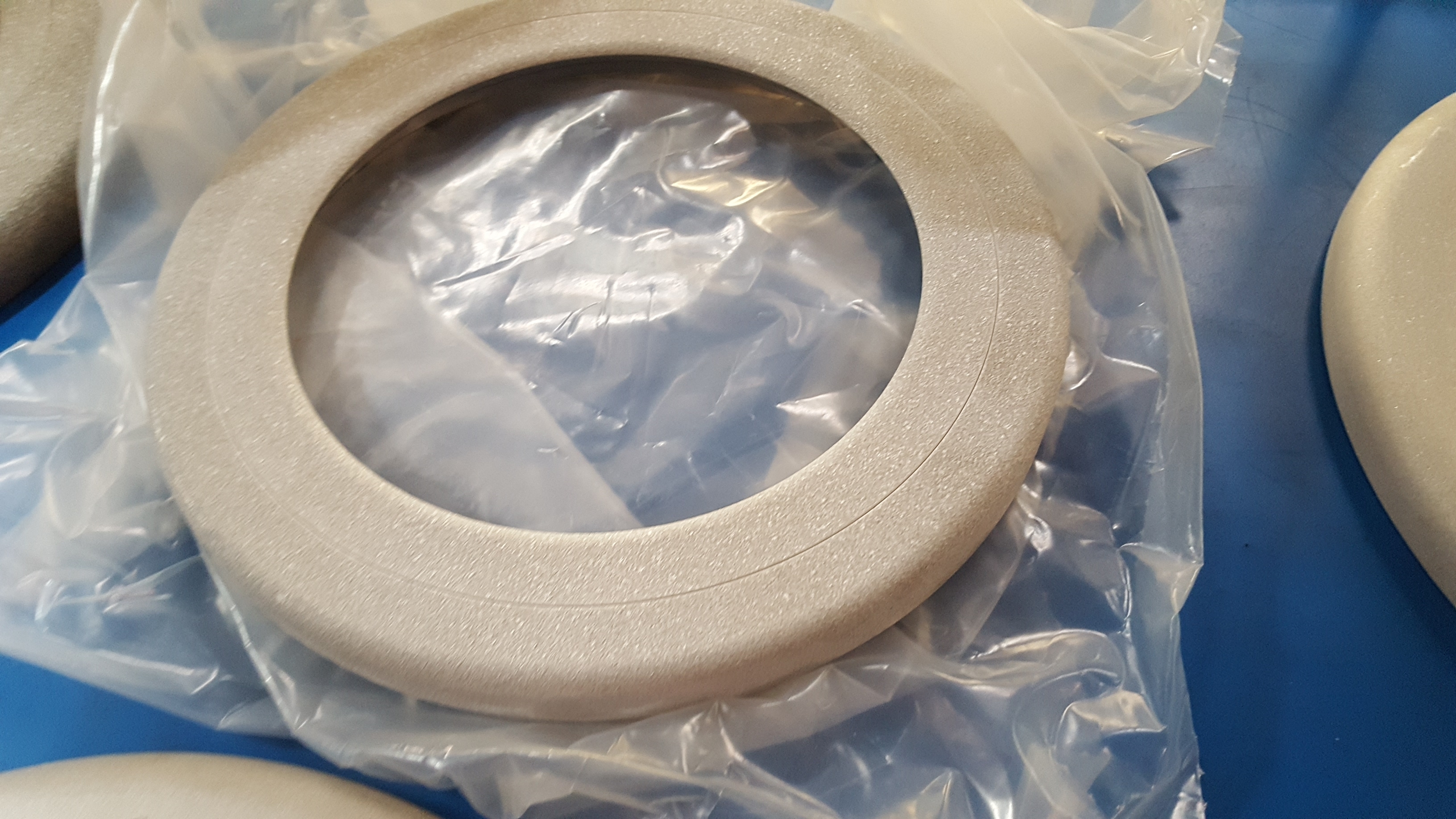 Photo Used AMAT / APPLIED MATERIALS Spare parts for Endura For Sale