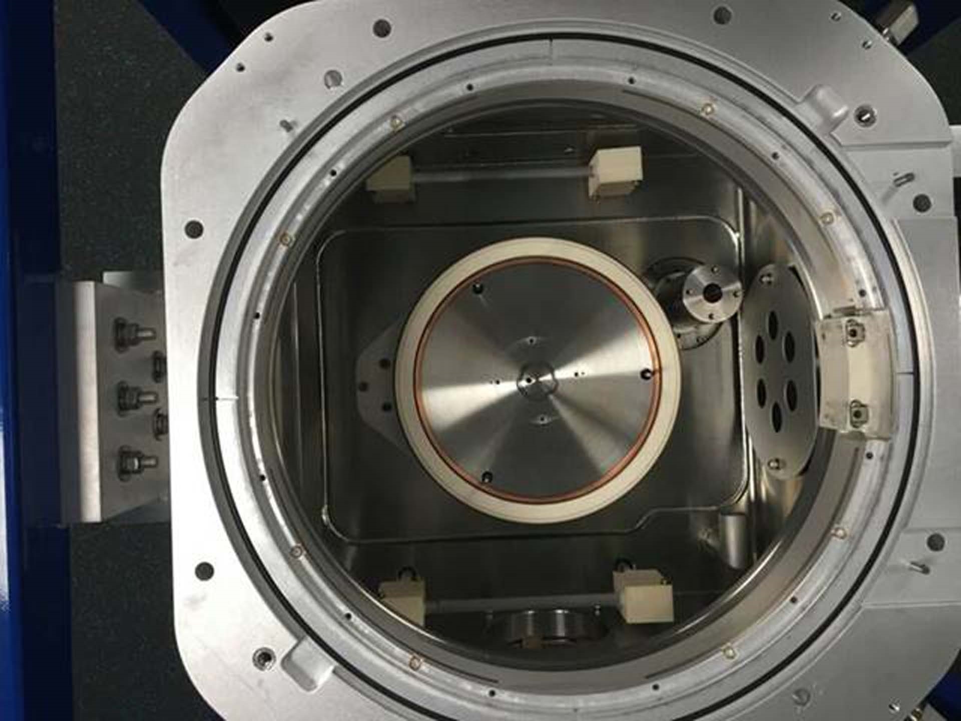 Photo Used AMAT / APPLIED MATERIALS IMP Vectra chamber for Endura For Sale