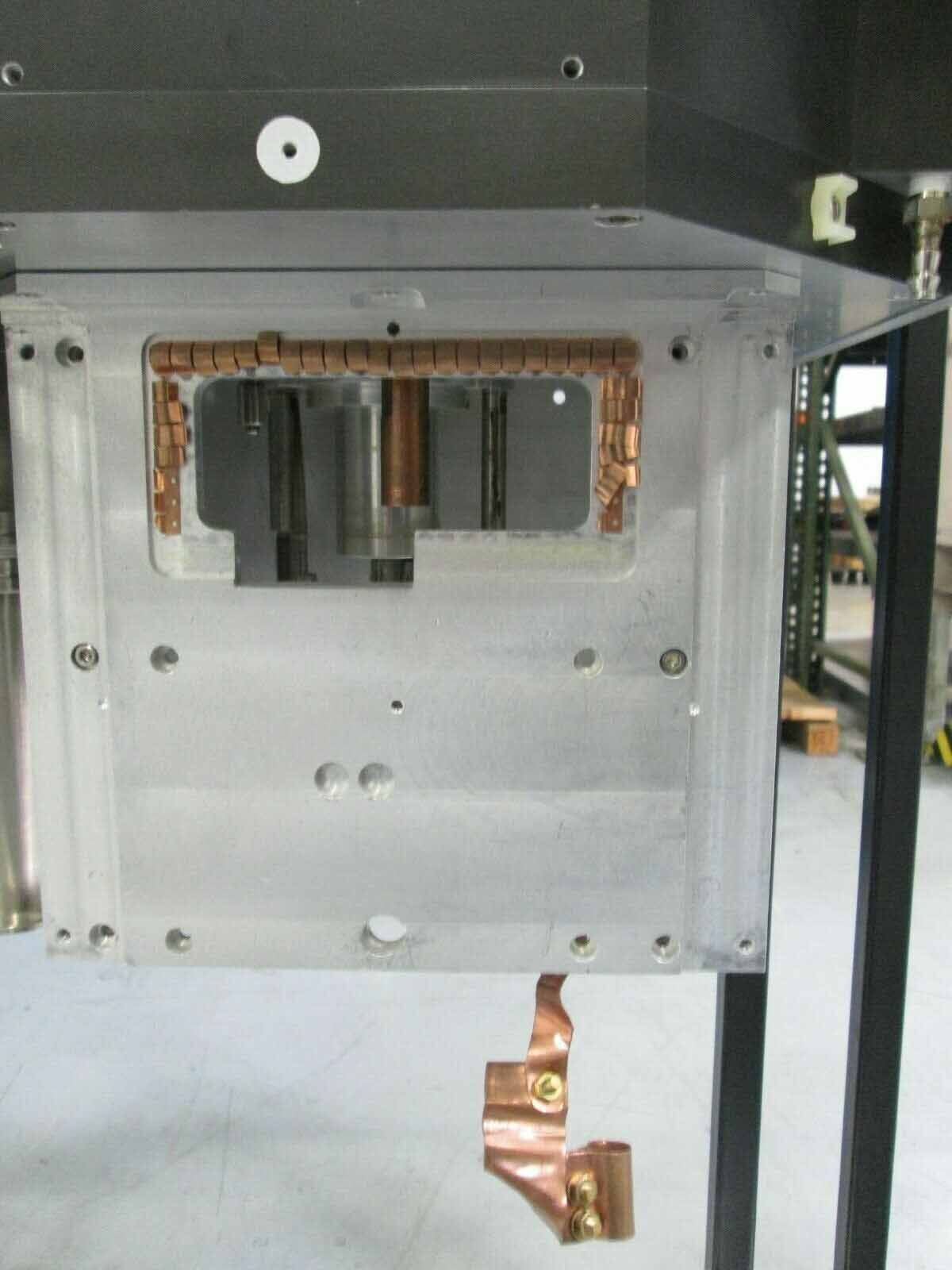 Foto Verwendet AMAT / APPLIED MATERIALS Etch process chamber for P5000 Zum Verkauf