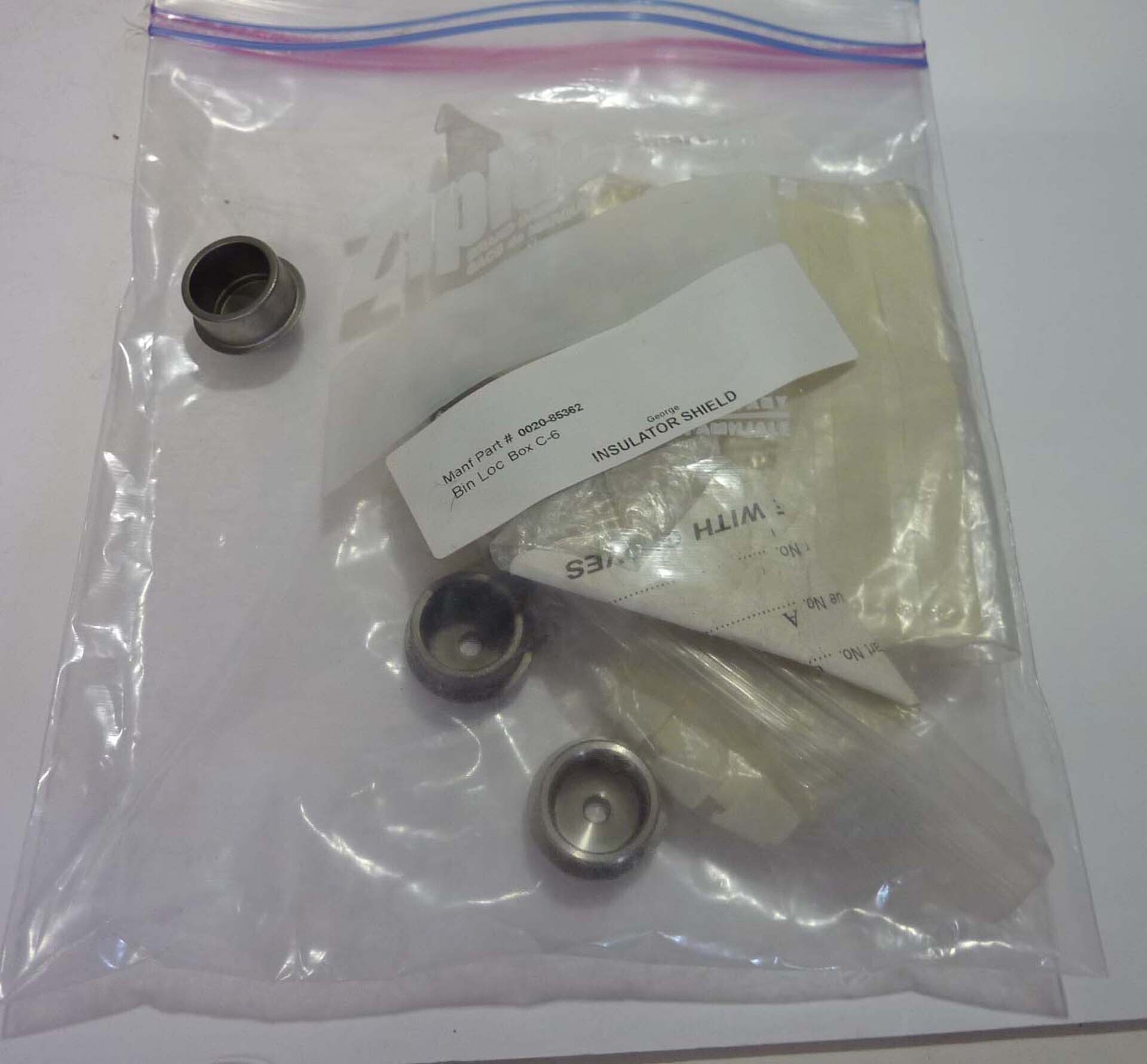 Photo Used AMAT / APPLIED MATERIALS Spare parts for 9500 / 9500xR For Sale