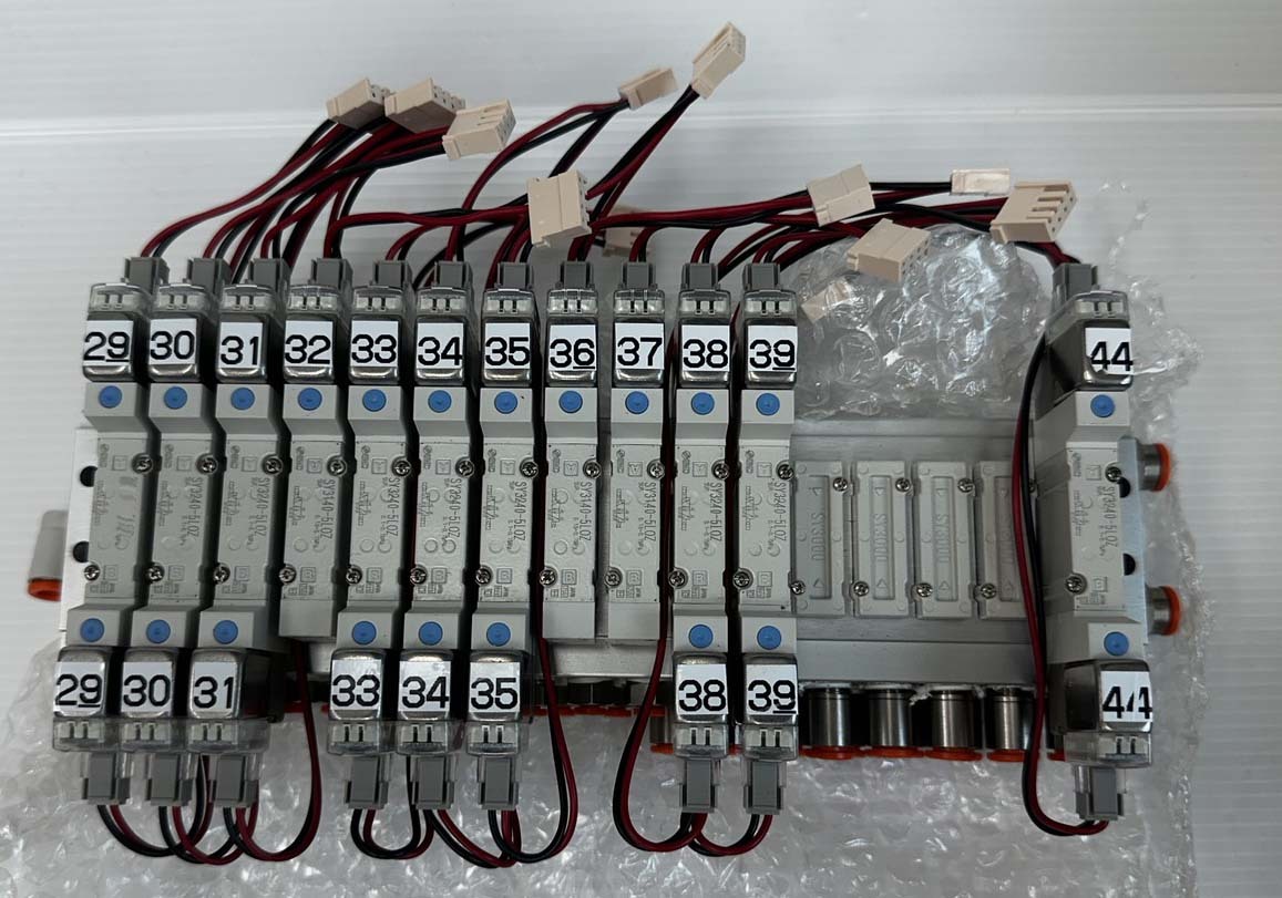 图为 已使用的 AMAT / APPLIED MATERIALS Lot of spare parts for Centura 待售