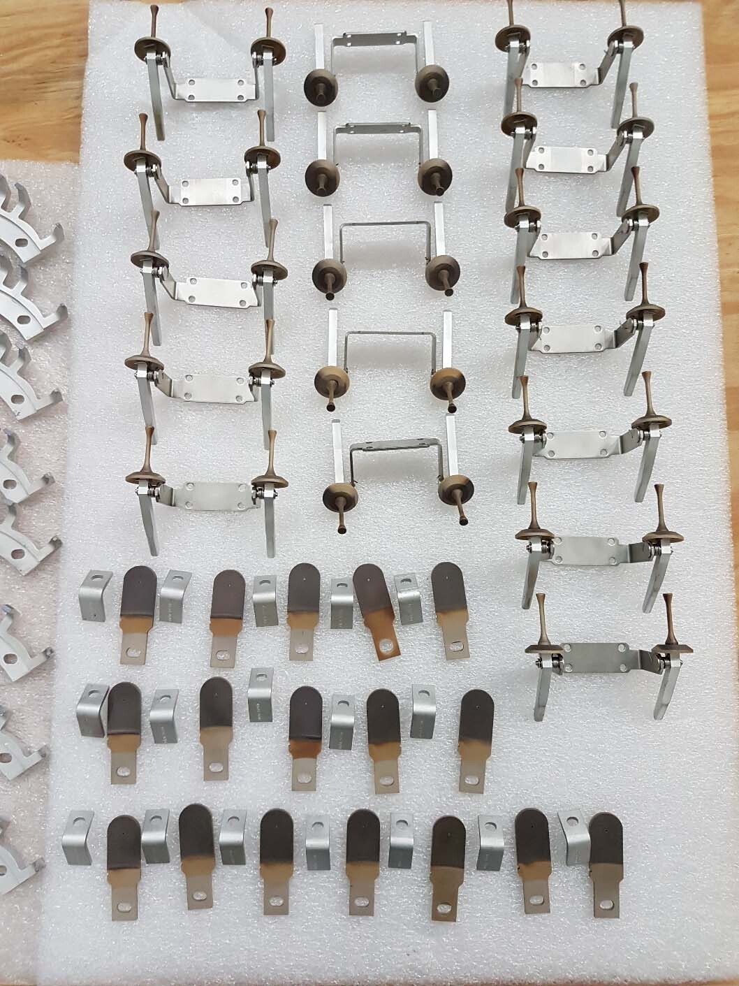 圖為 已使用的 AMAT / APPLIED MATERIALS Lot of spare parts for xR80 待售