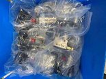 사진 사용됨 AMAT / APPLIED MATERIALS Lot of spare parts 판매용