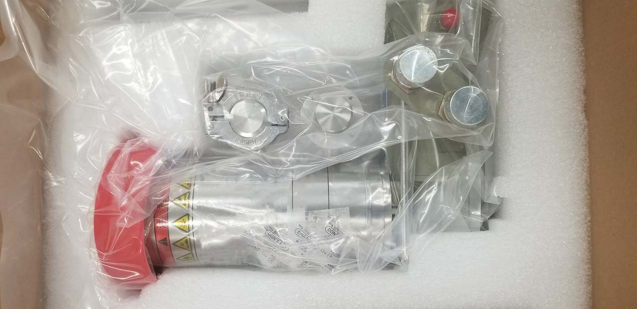 Foto Verwendet AMAT / APPLIED MATERIALS Lot of spare parts Zum Verkauf