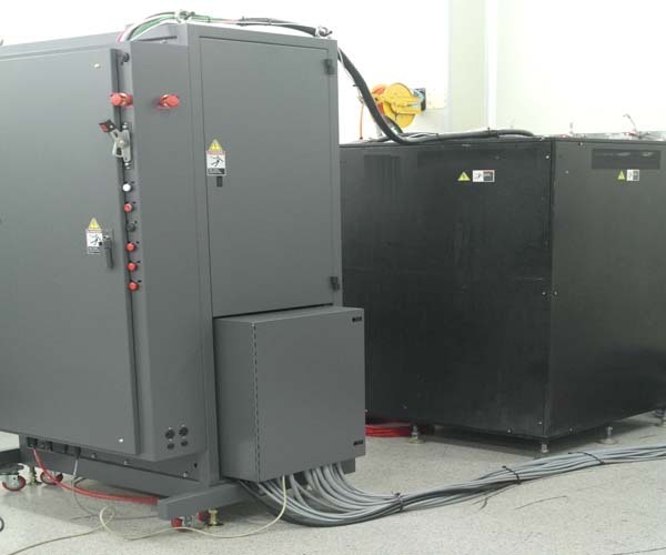 Photo Used AMAT / APPLIED MATERIALS Mainframe for Endura 5500 For Sale