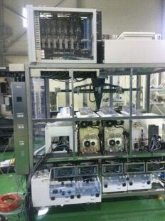 AMAT / APPLIED MATERIALS Mesa Photo utilisé AMAT / APPLIED MATERIALS Mesa à vendre