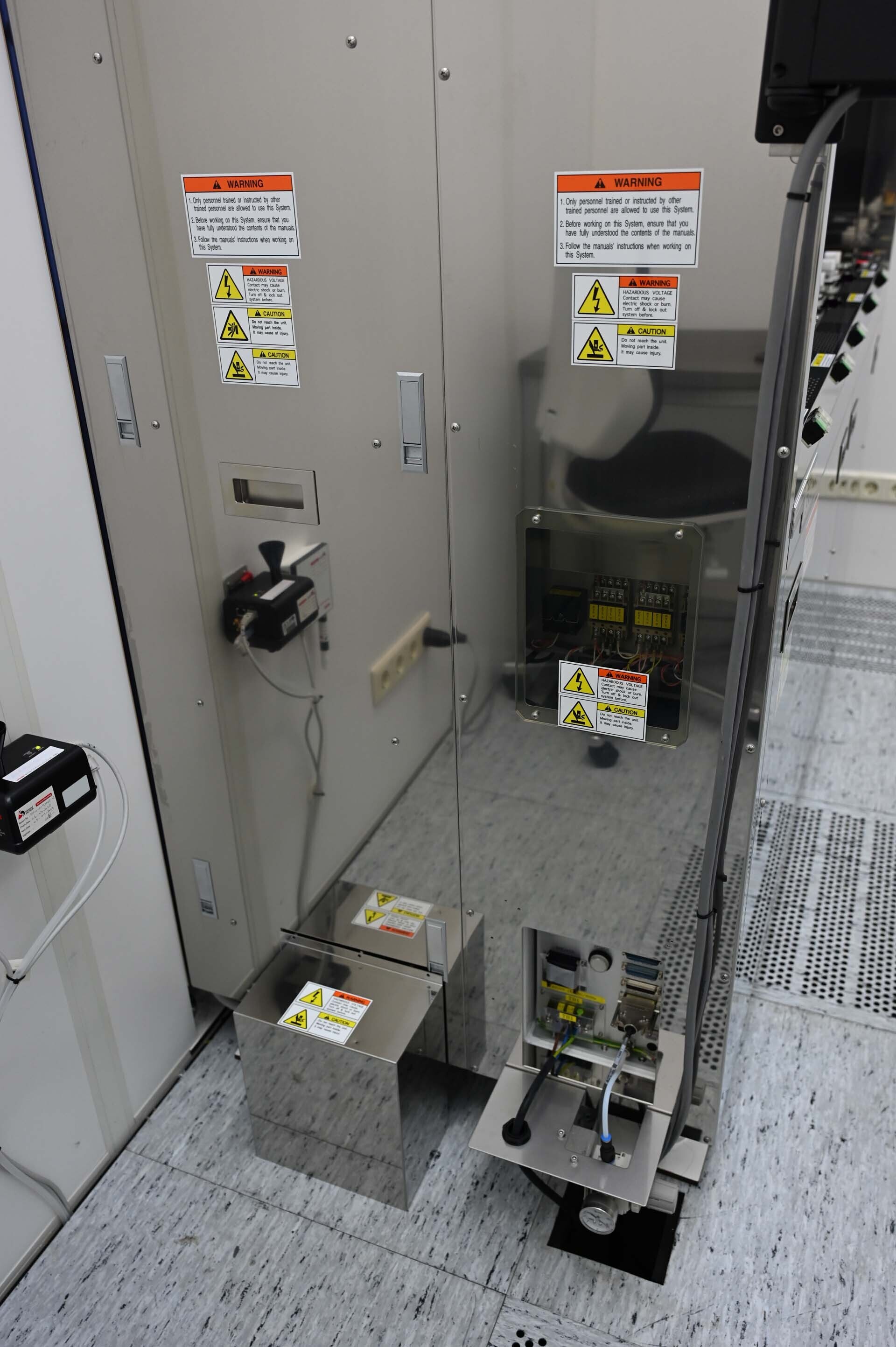 Photo Used AMAT / APPLIED MATERIALS Mirra Mesa For Sale