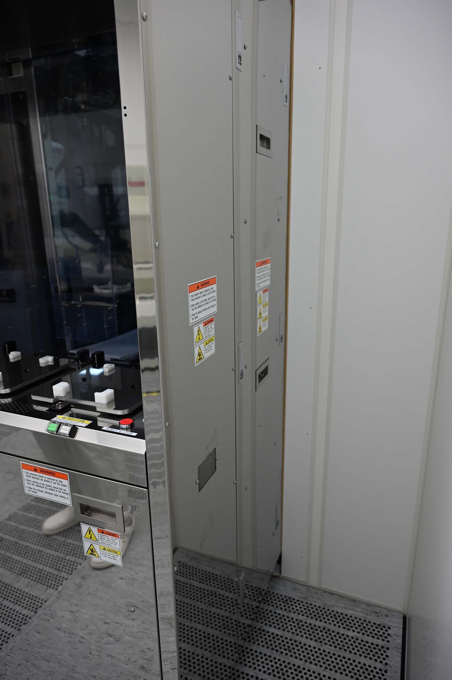 Photo Used AMAT / APPLIED MATERIALS Mirra Mesa For Sale