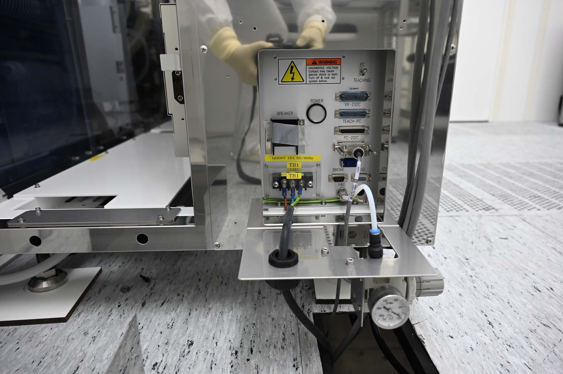 Photo Used AMAT / APPLIED MATERIALS Mirra Mesa For Sale