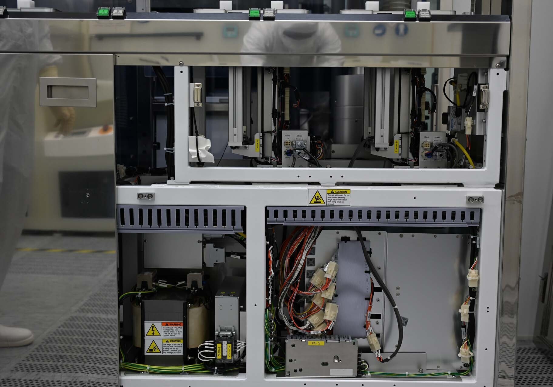 Photo Used AMAT / APPLIED MATERIALS Mirra Mesa For Sale