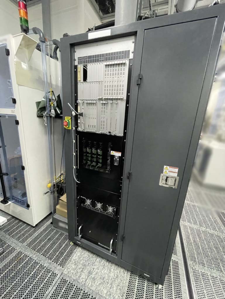 Photo Used AMAT / APPLIED MATERIALS Mirra Mesa For Sale