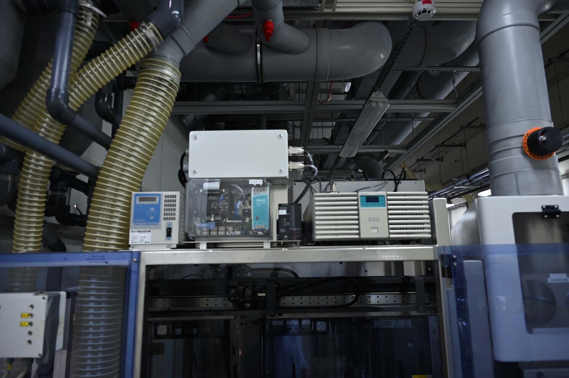 Photo Used AMAT / APPLIED MATERIALS Mirra Mesa For Sale