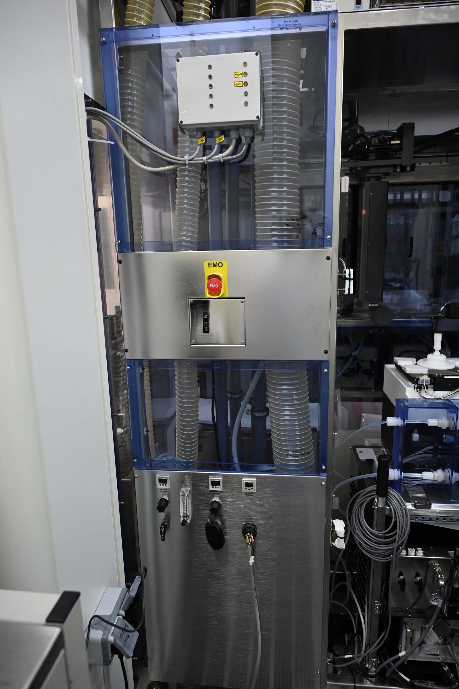 Photo Used AMAT / APPLIED MATERIALS Mirra Mesa For Sale