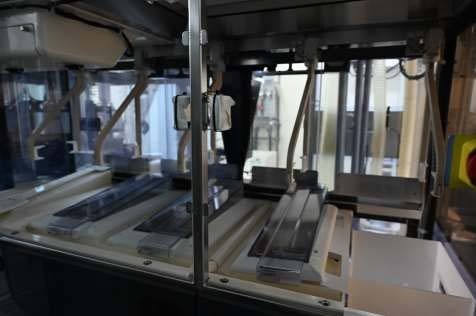 Photo Used AMAT / APPLIED MATERIALS Mirra Mesa For Sale