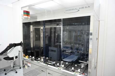 Photo Used AMAT / APPLIED MATERIALS Mirra Mesa For Sale