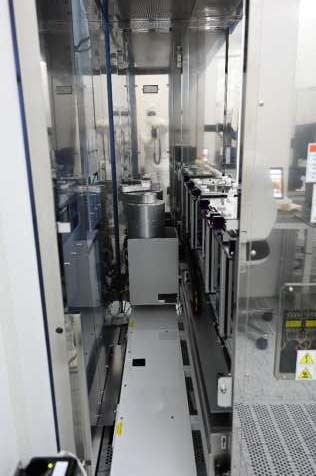 Photo Used AMAT / APPLIED MATERIALS Mirra Mesa For Sale