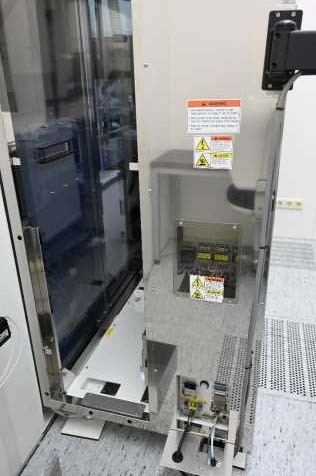 Photo Used AMAT / APPLIED MATERIALS Mirra Mesa For Sale
