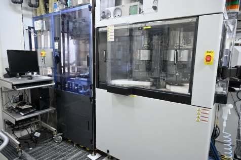 Photo Used AMAT / APPLIED MATERIALS Mirra Mesa For Sale
