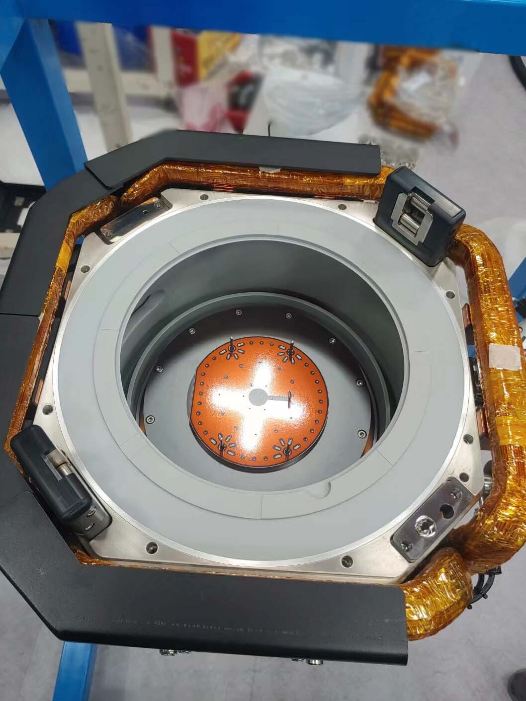 フォト（写真） 使用される AMAT / APPLIED MATERIALS Oxide chambers for MxP+ 販売のために