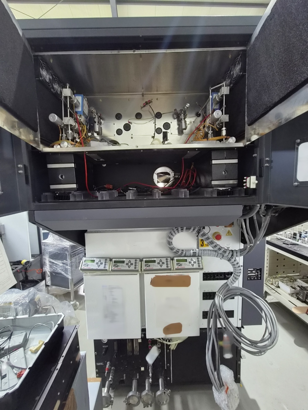 Photo Used AMAT / APPLIED MATERIALS P5000 TEOS For Sale