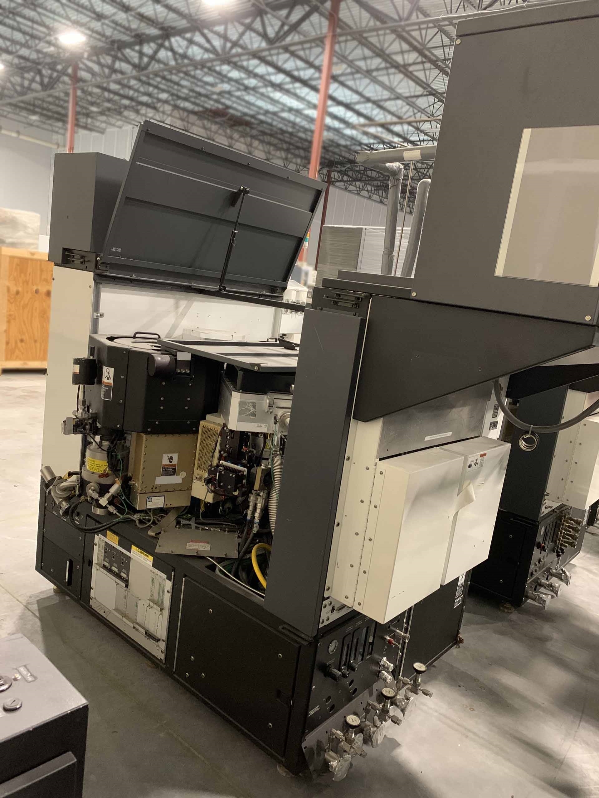 Photo Used AMAT / APPLIED MATERIALS P5000 For Sale