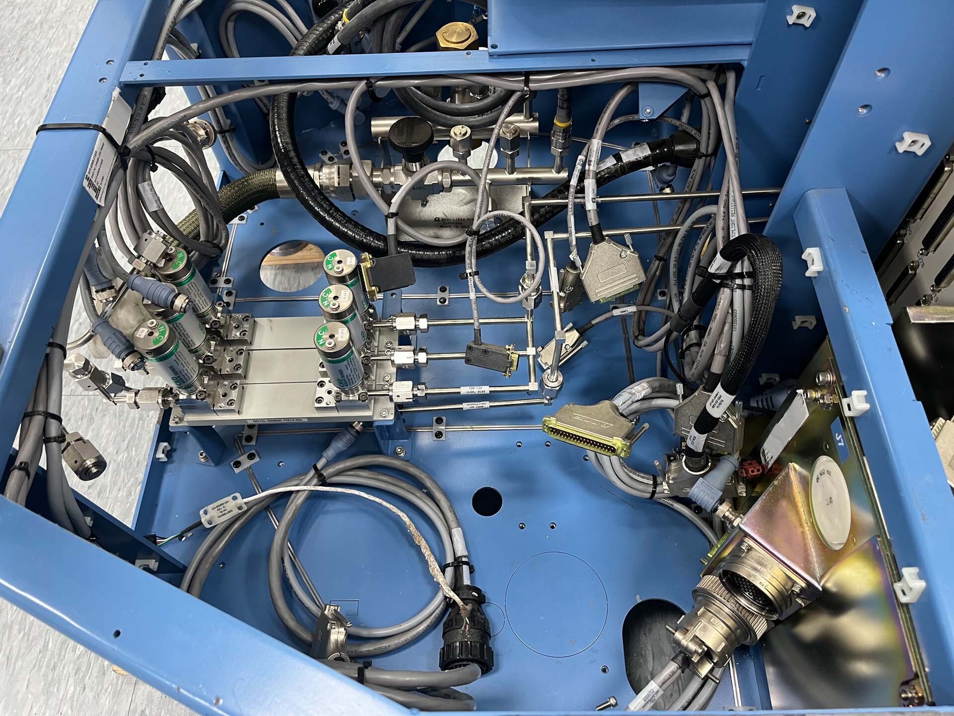 圖為 已使用的 AMAT / APPLIED MATERIALS PCXT Chamber for Endura 待售