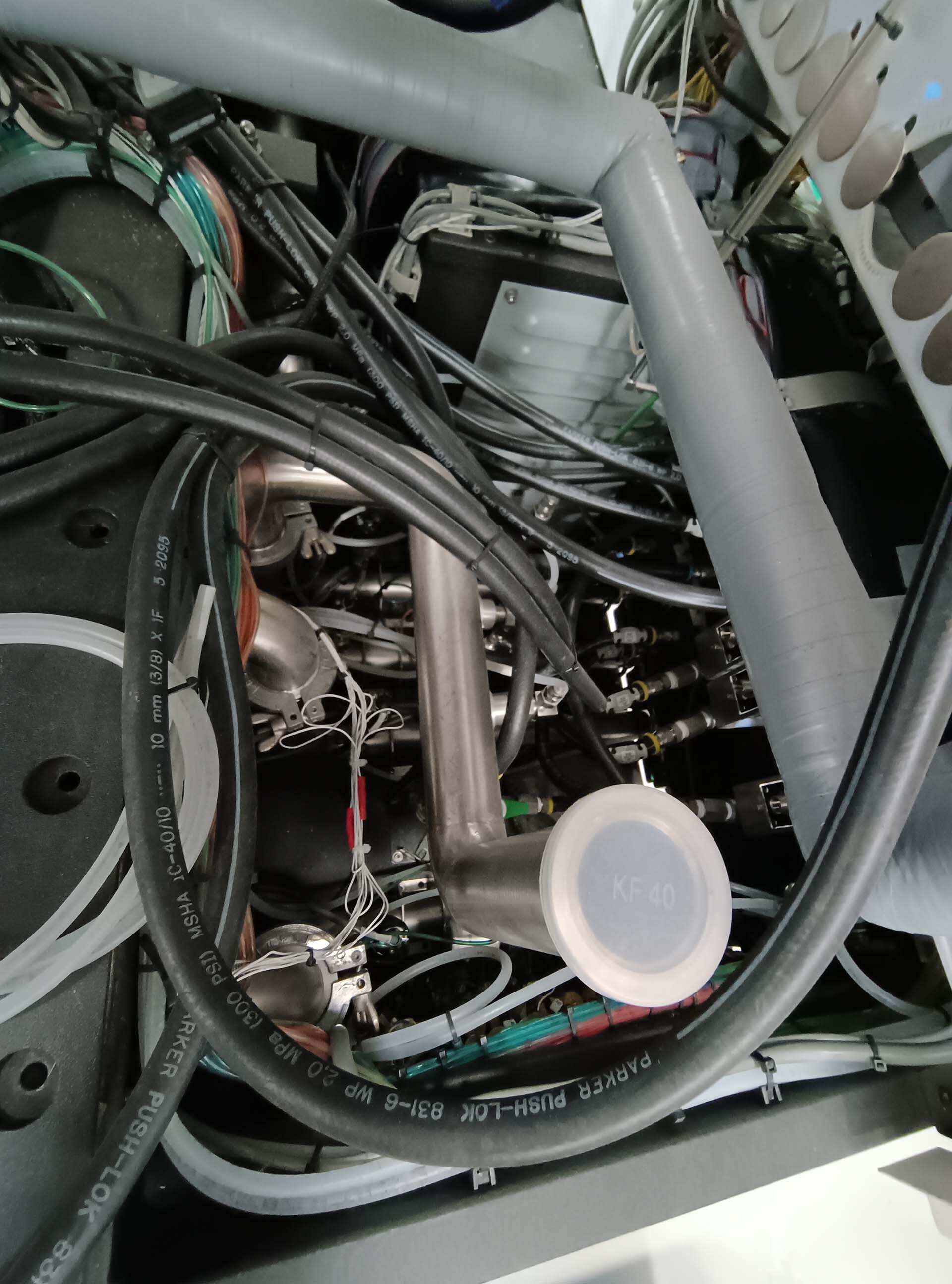 フォト（写真） 使用される AMAT / APPLIED MATERIALS P5000 Mark II-J 販売のために