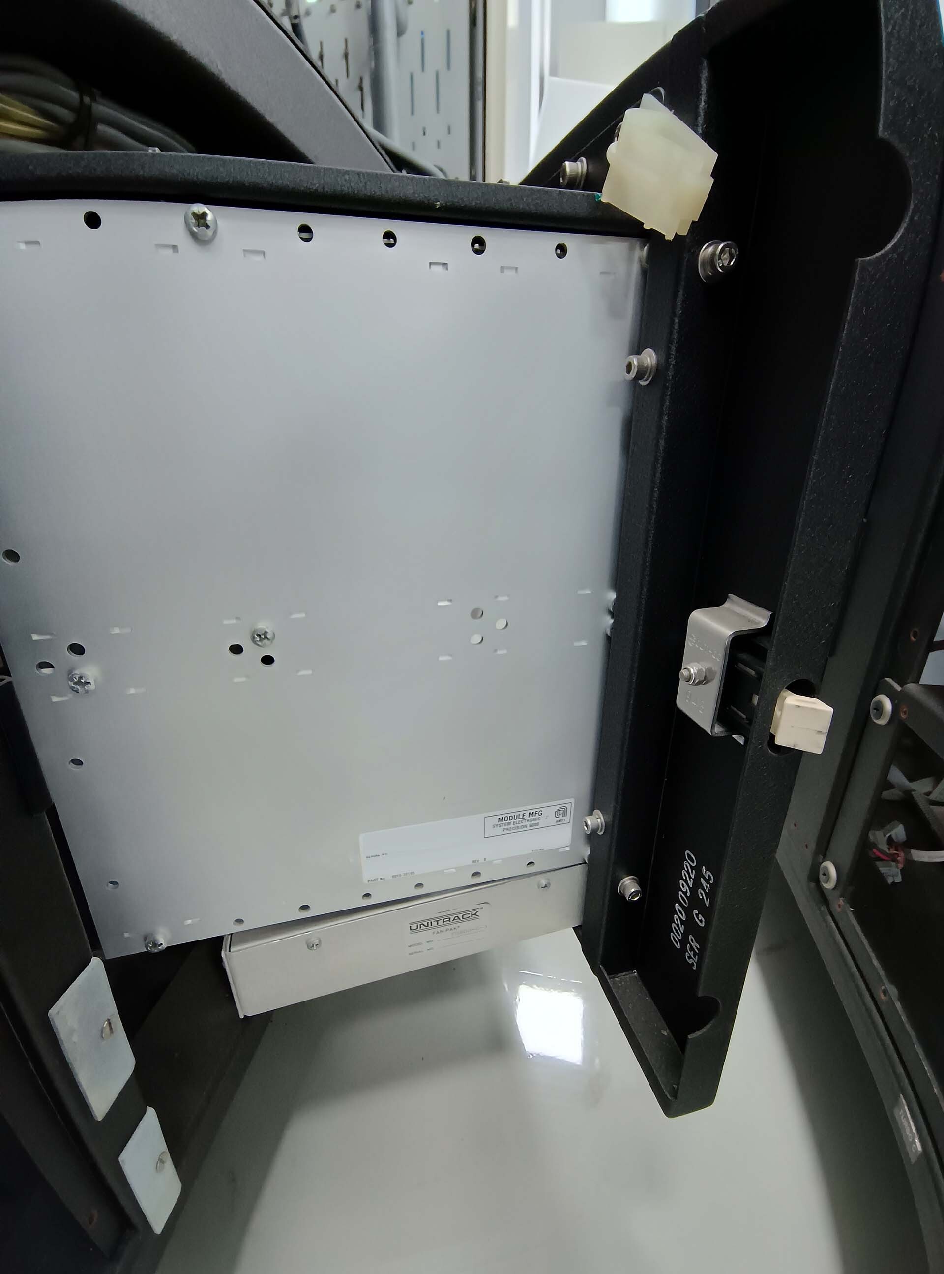フォト（写真） 使用される AMAT / APPLIED MATERIALS P5000 Mark II-J 販売のために