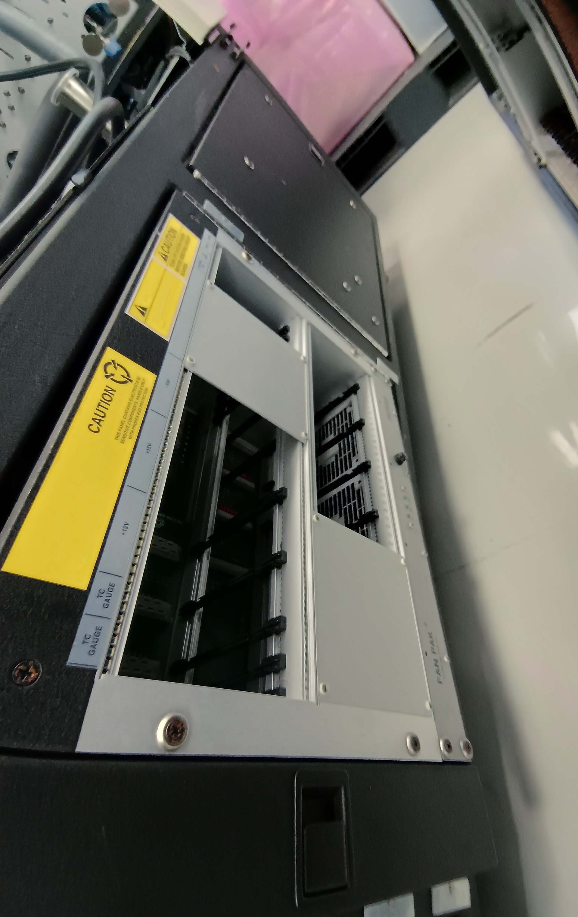 フォト（写真） 使用される AMAT / APPLIED MATERIALS P5000 Mark II-J 販売のために