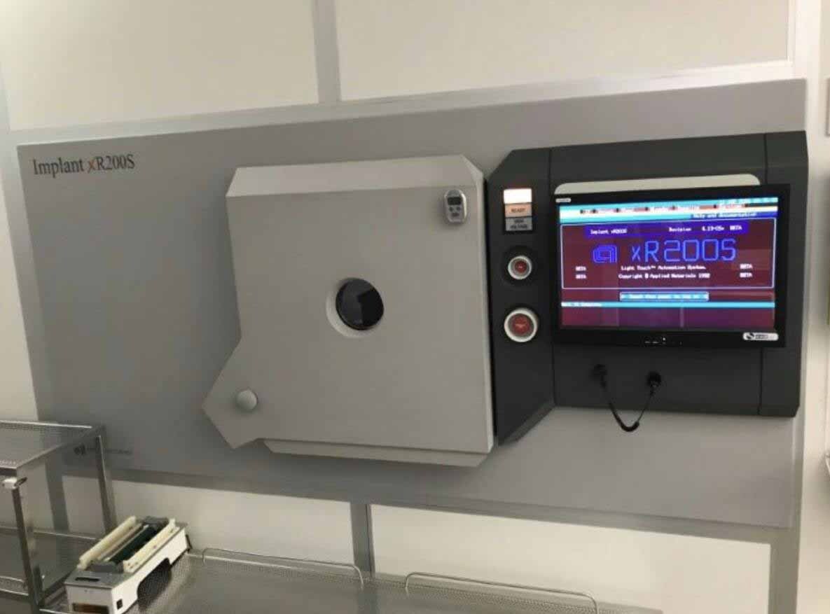 Photo Utilisé AMAT / APPLIED MATERIALS Precision Implant xR200S À vendre
