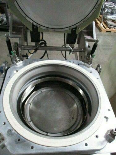 Photo Used AMAT / APPLIED MATERIALS PVD Chamber assembly for Endura For Sale