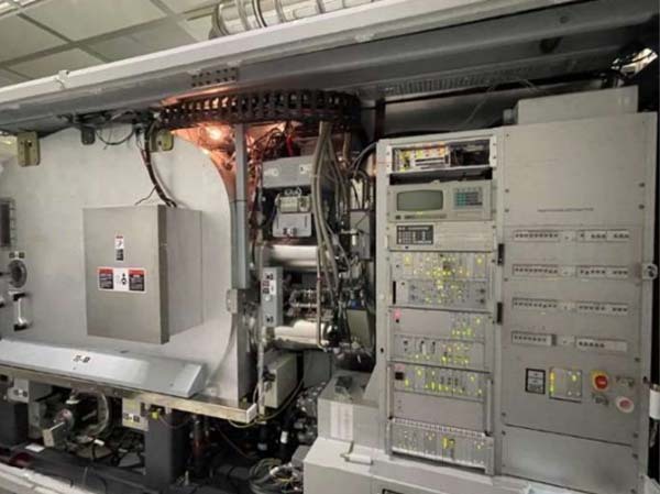 Foto Verwendet AMAT / APPLIED MATERIALS Quantum Leap II Zum Verkauf