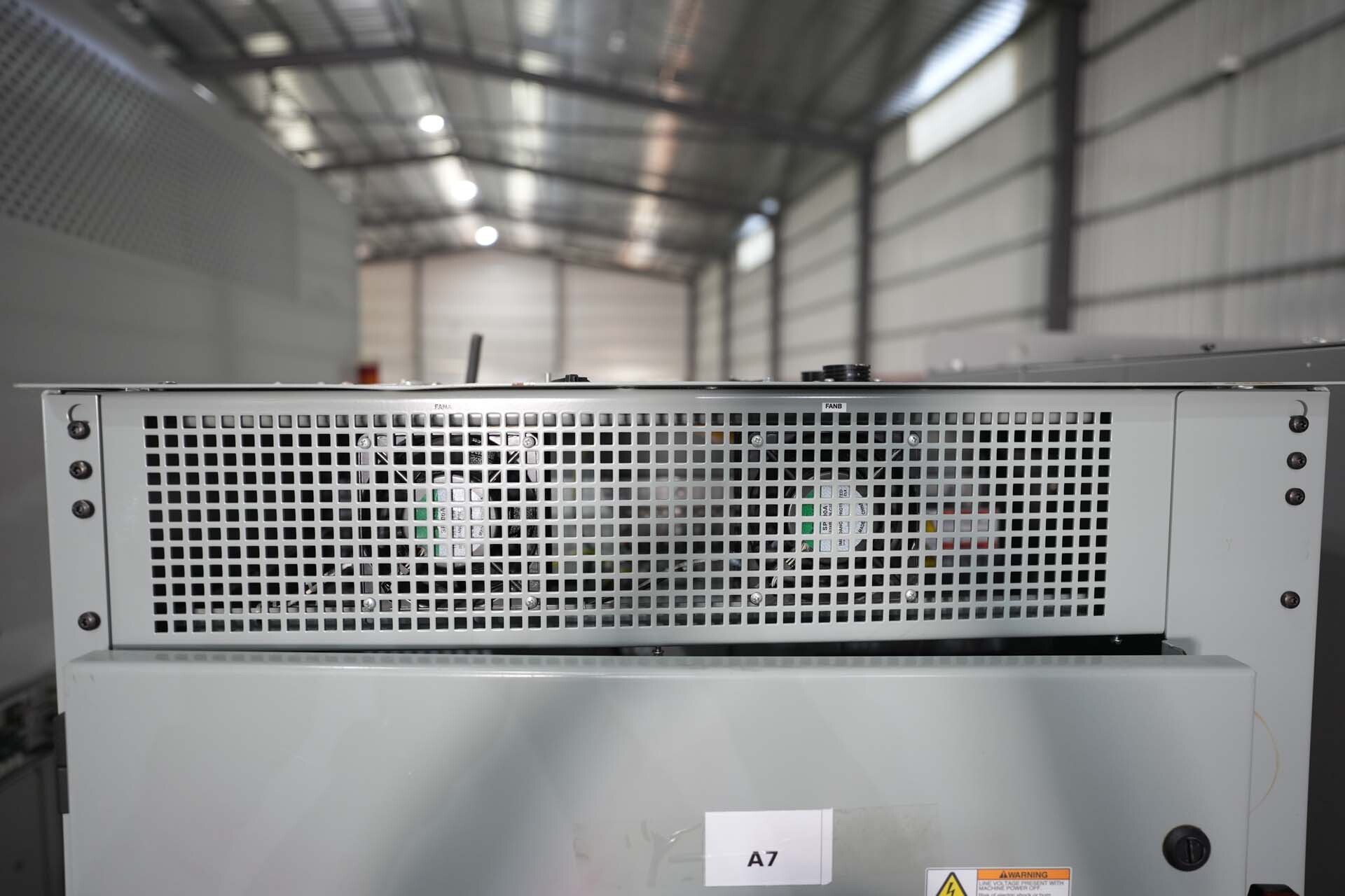 Foto Verwendet AMAT / APPLIED MATERIALS Microwave Zum Verkauf