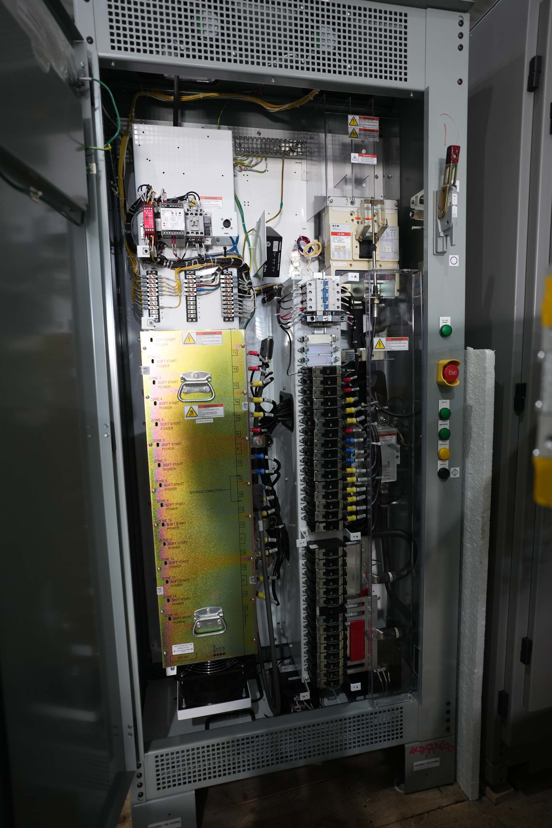 Foto Verwendet AMAT / APPLIED MATERIALS Microwave Zum Verkauf