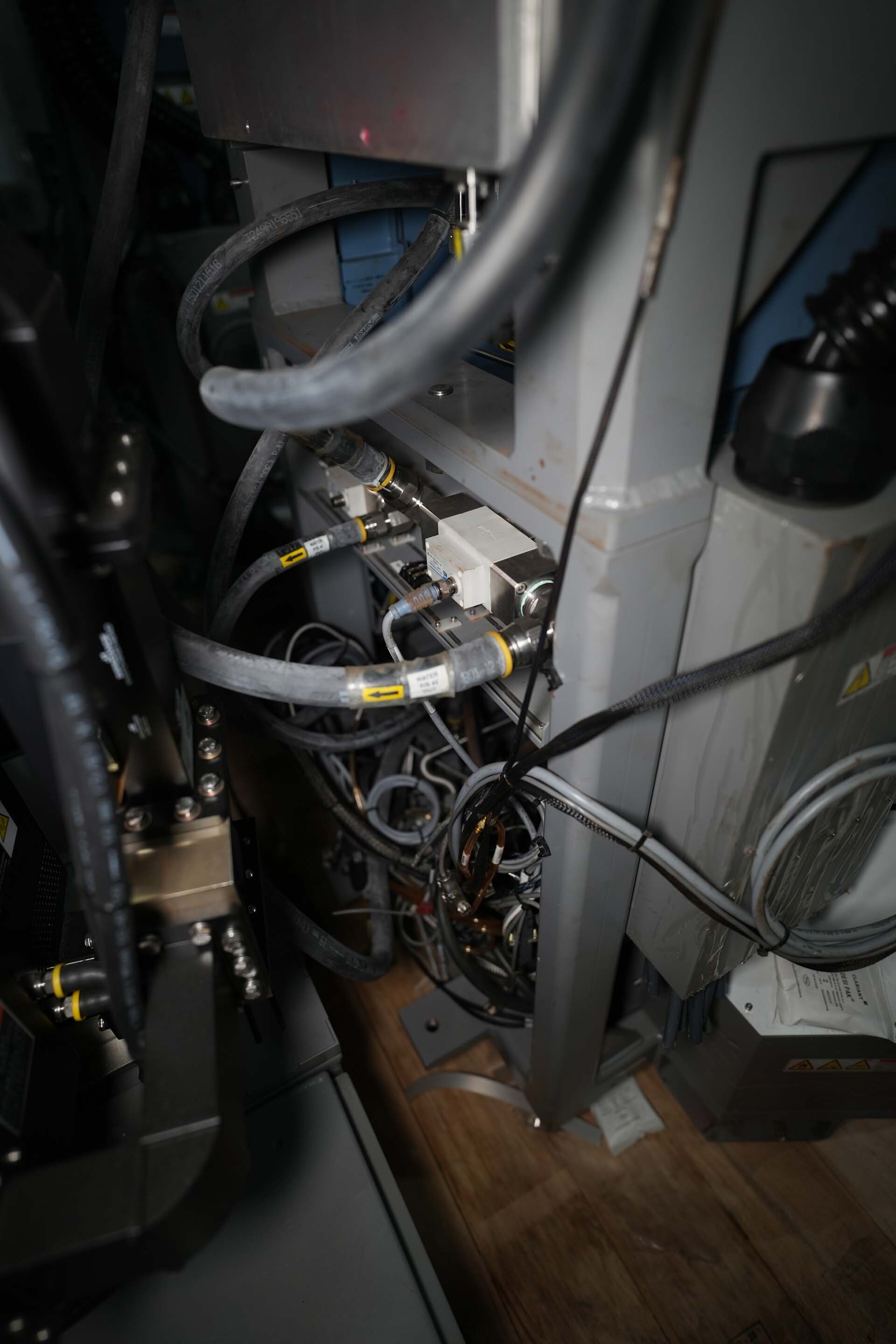 Foto Verwendet AMAT / APPLIED MATERIALS Microwave Zum Verkauf