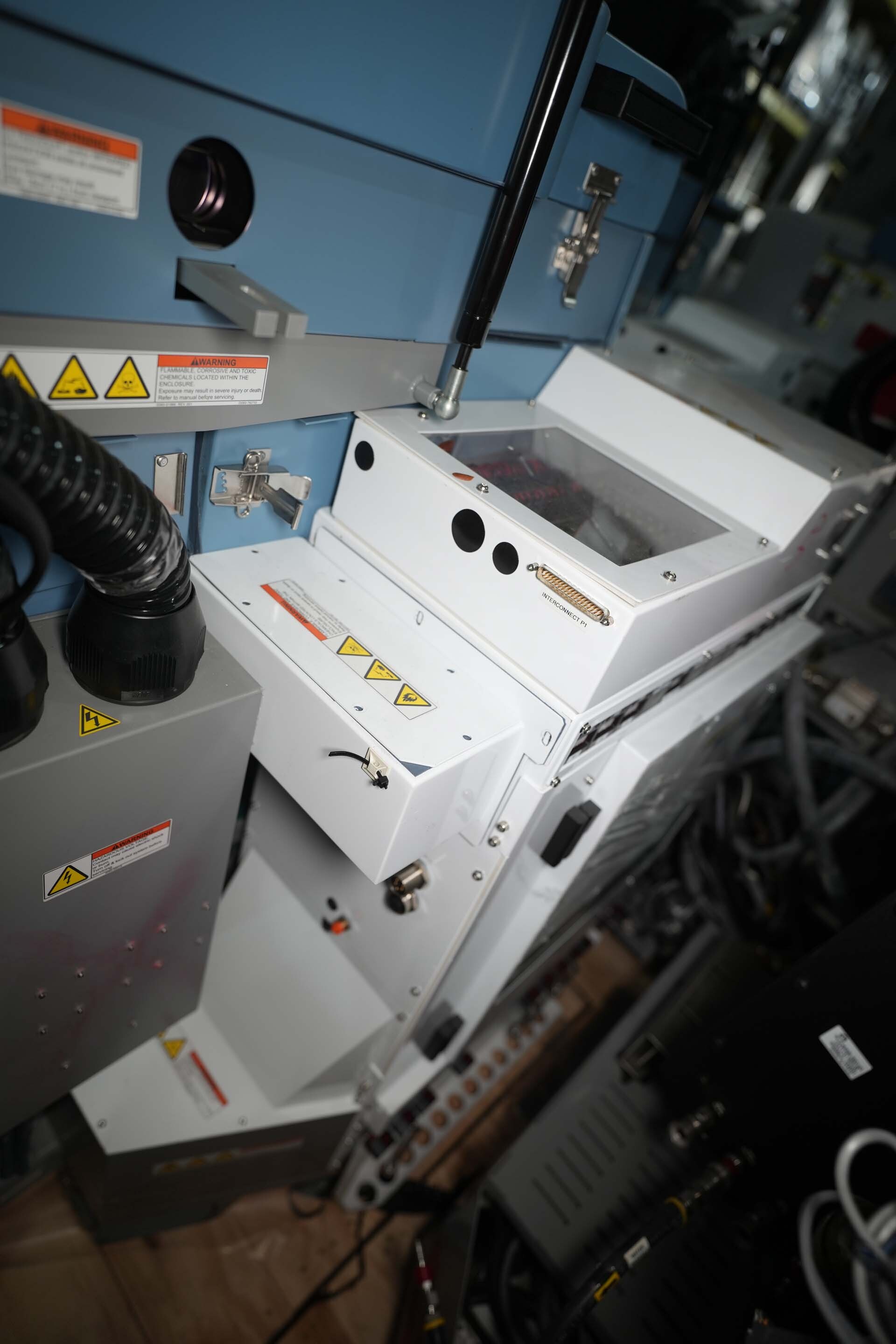Foto Verwendet AMAT / APPLIED MATERIALS Microwave Zum Verkauf