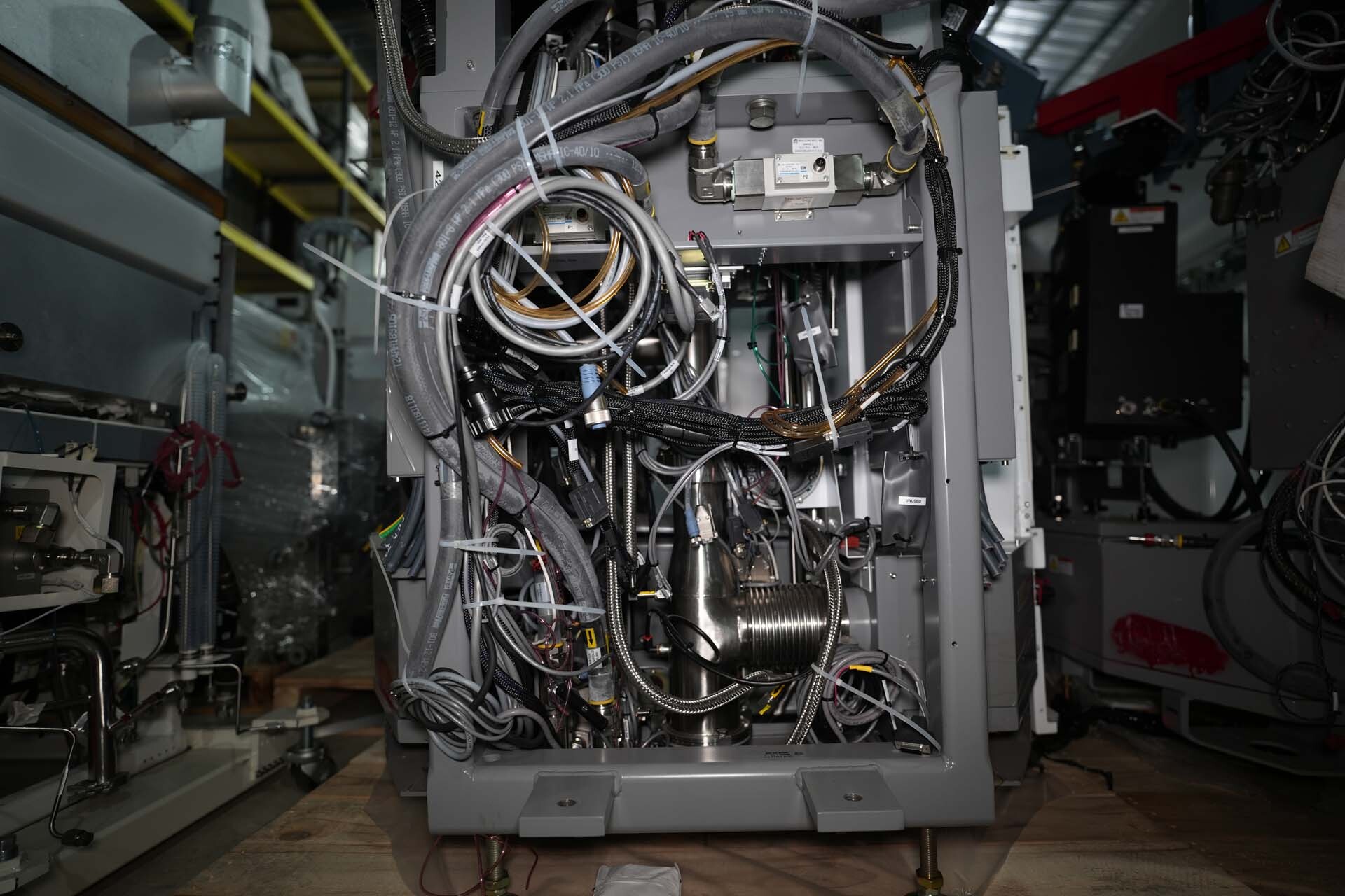 Foto Verwendet AMAT / APPLIED MATERIALS Microwave Zum Verkauf