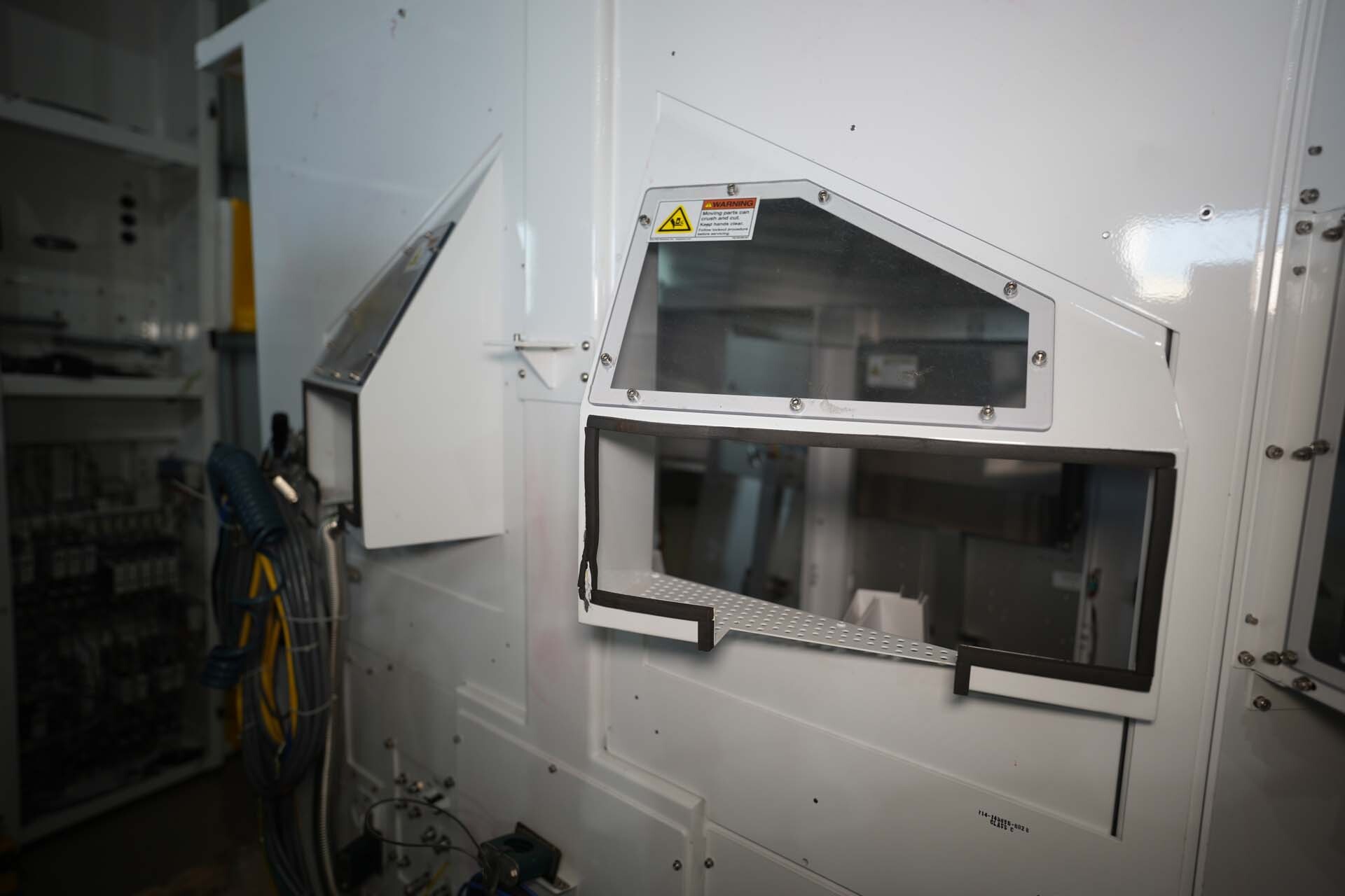 Foto Verwendet AMAT / APPLIED MATERIALS Microwave Zum Verkauf