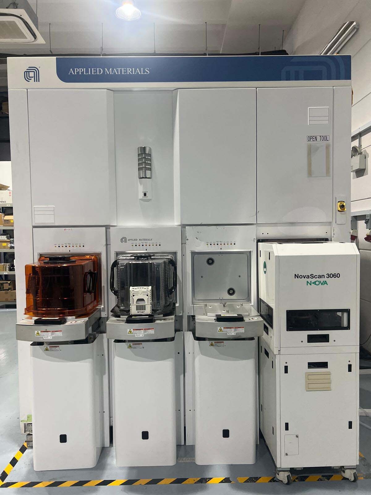 Photo Used AMAT / APPLIED MATERIALS Reflexion 3600 For Sale