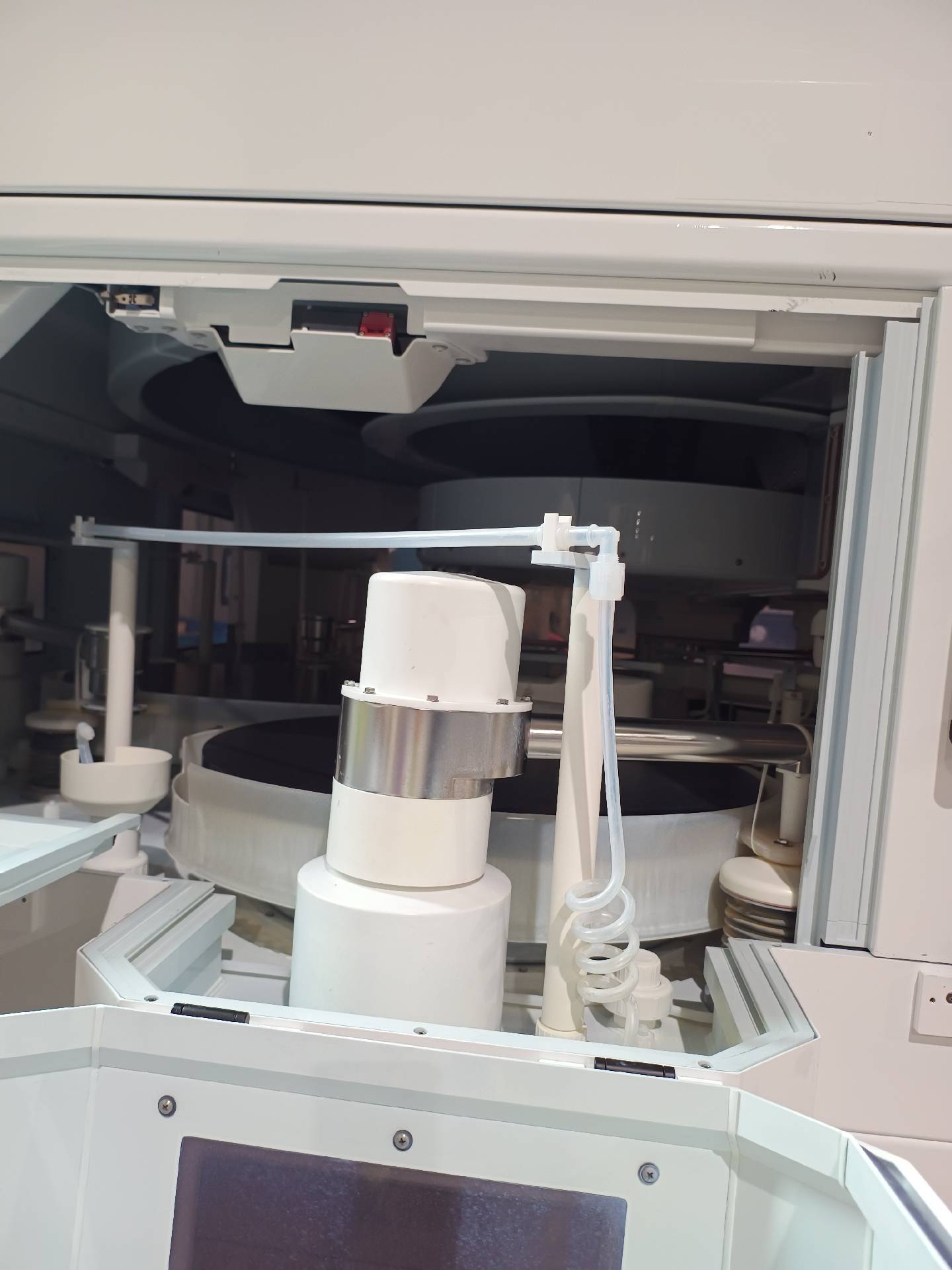 사진 사용됨 AMAT / APPLIED MATERIALS Reflexion LK Prime 판매용